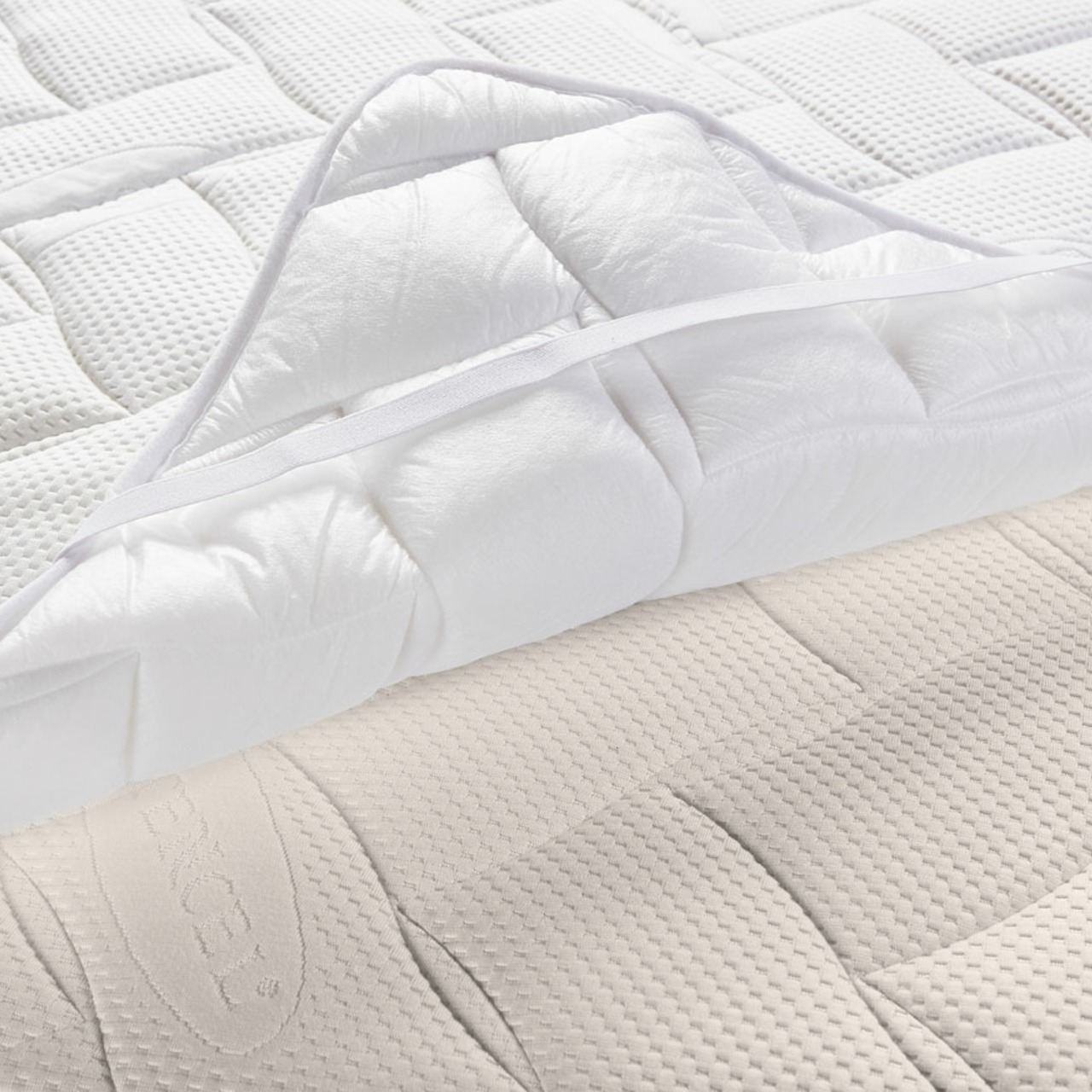 Matratzenauflage verstepptes Lyocell-Doppeltuch mit 4 Eckgummis