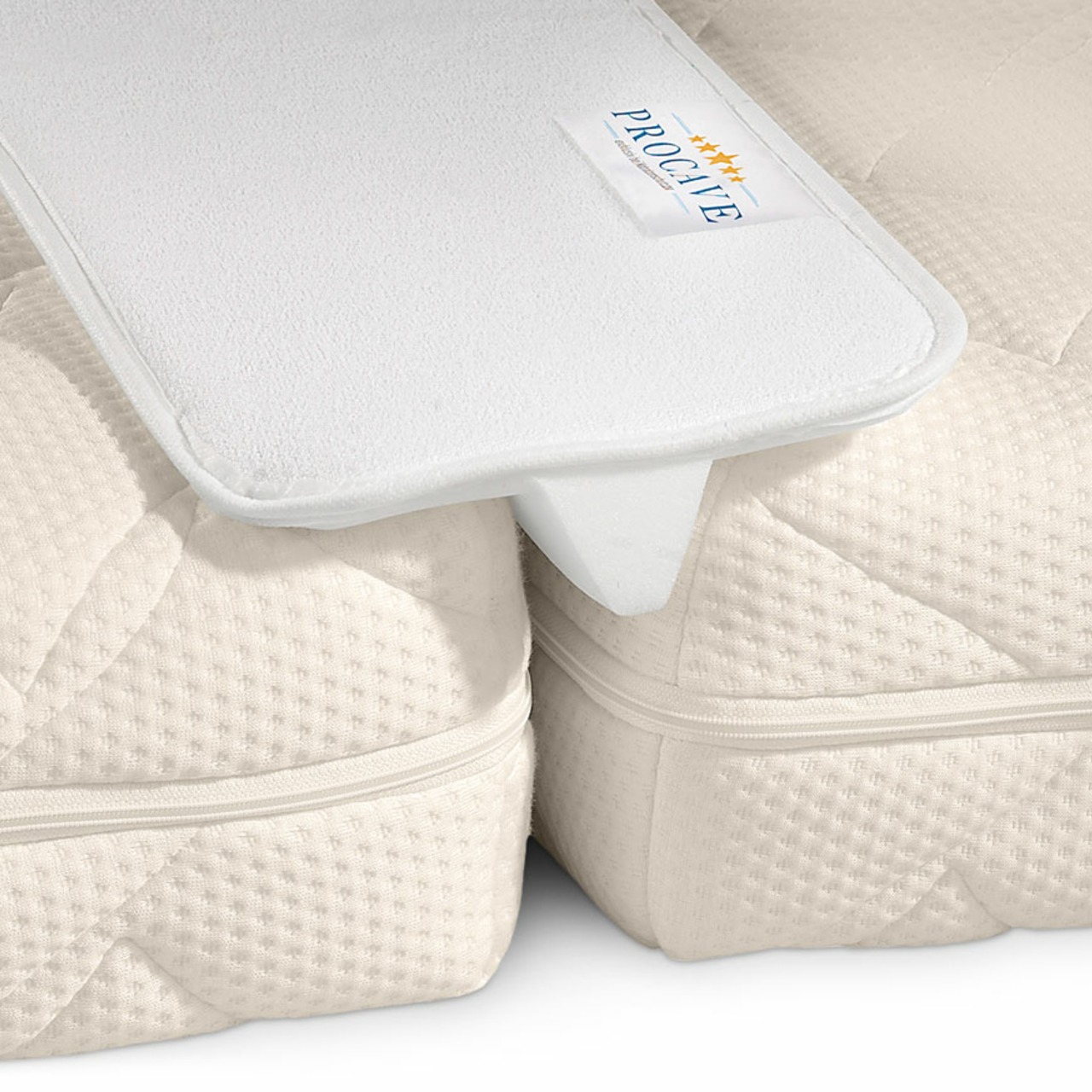 Doppelbettbrücke mit Bezug