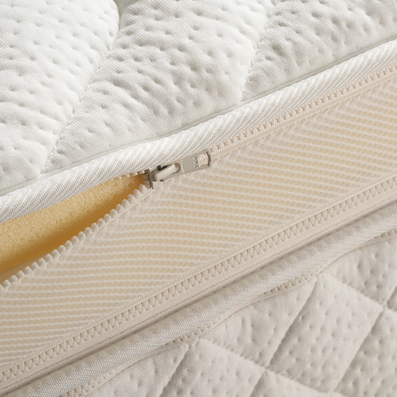 „LUXI“ Boxspringmatratze als Kaltschaum-Matratzensystem